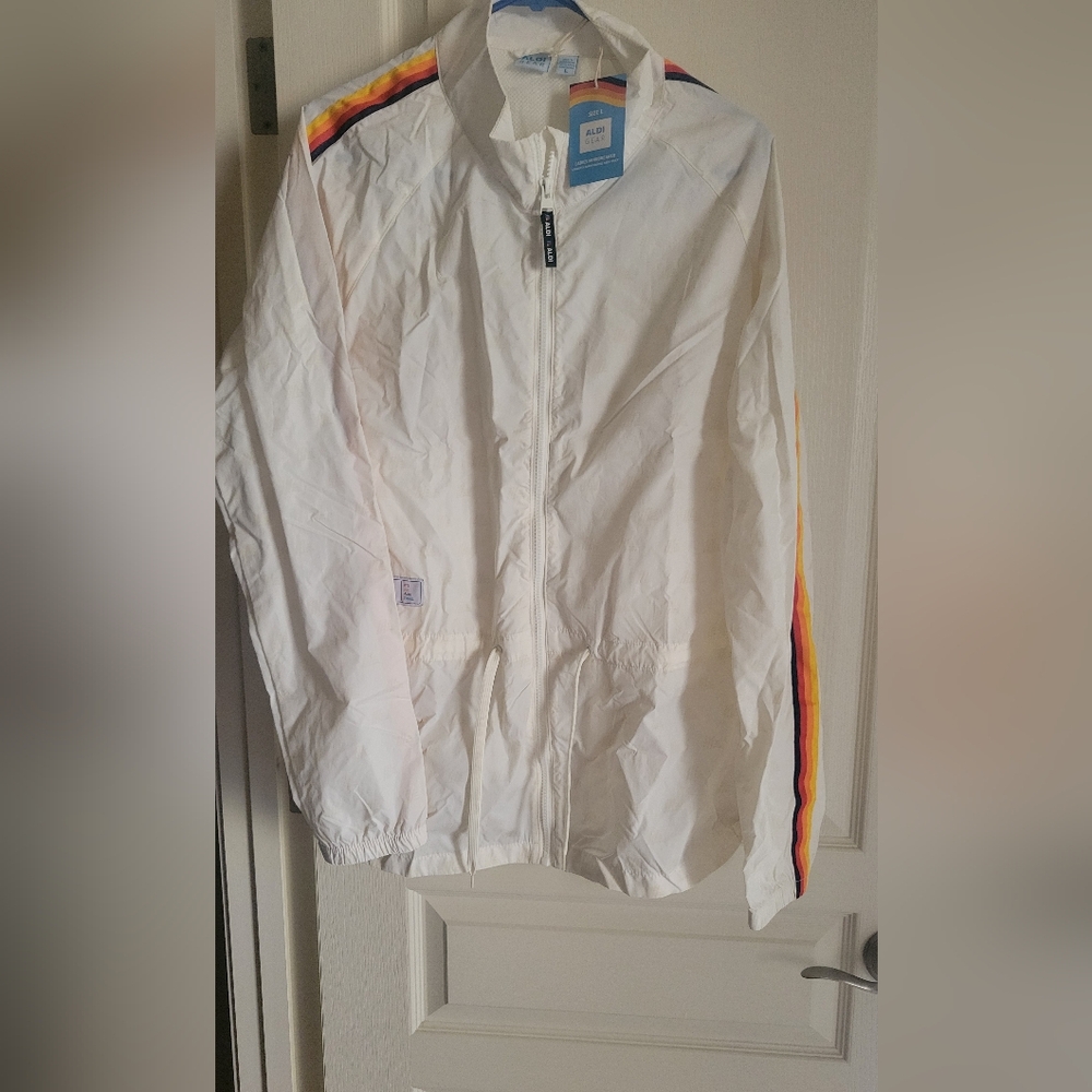 ALDI Size Large Windbreaker  NWT